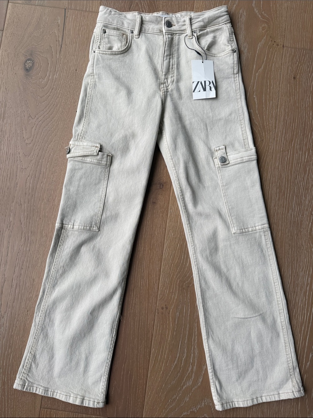 Zara Off-White Cargo Jeans